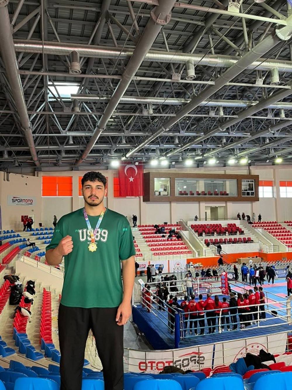  Kick Boksta Türkiye Şampiyonu Çukurova Üniversitesinden 